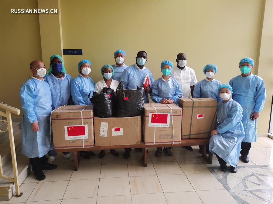 Китайские медэксперты по борьбе с COVID-19 принесли в Экваториальную Гвинею "свет надежды"