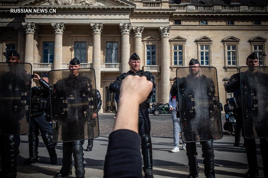 Жители Франции выразили протест против расовой дискриминации