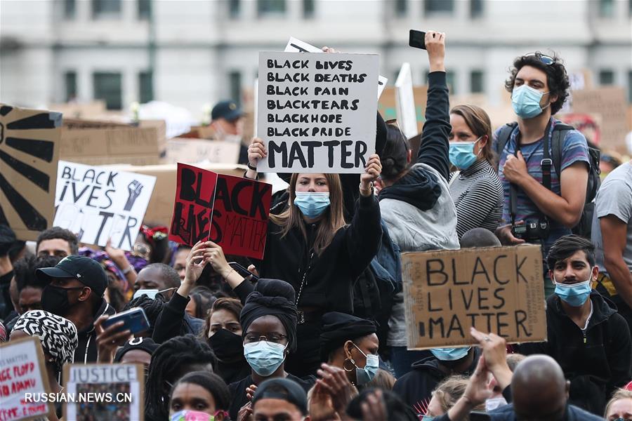 В Бельгии прошла демонстрация против полицейского насилия в США и расизма