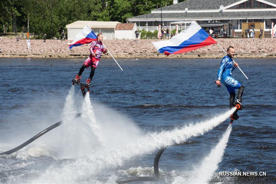 Празднование Дня России в Петербурге