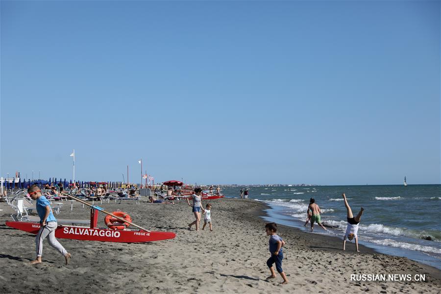 В Италии число заболевших COVID-19 сократилось до менее чем 30 тысяч человек