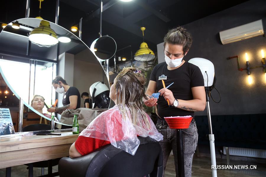 В Турции общее число заболевших COVID-19 превысило 175 тысяч человек