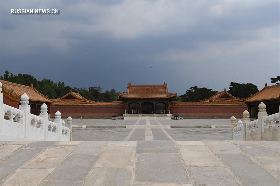 Западные гробницы династии Цин -- памятник Всемирного наследия ЮНЕСКО