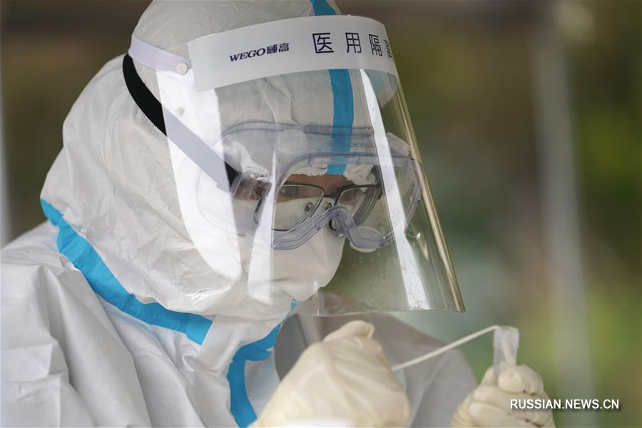 Потенциал тестирования на нуклеиновые кислоты в Пекине превышает 300 тыс тестов в день