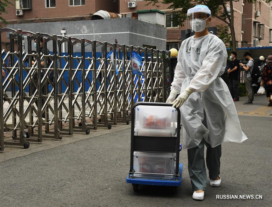 В пекинской больнице "Аньчжэнь" заработали три модуля эпидемиологического тестирования