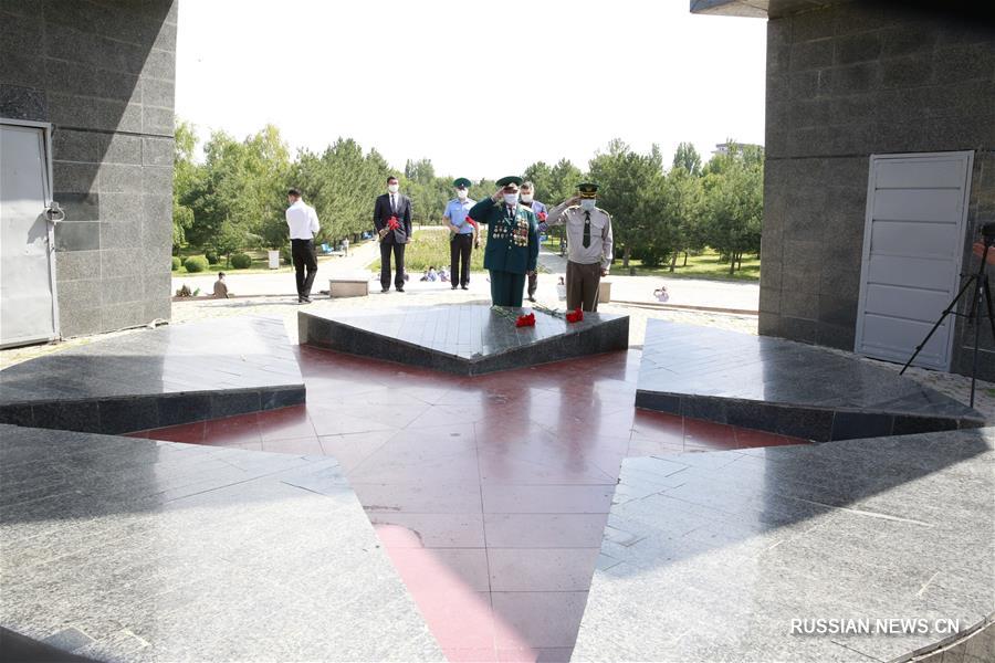 В Бишкеке прошла акция в память о воинах-кыргызстанцах, погибших в Великой Отечественной войне