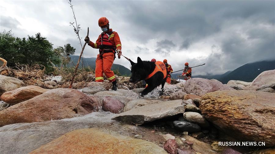 12 человек стали жертвами ливневых дождей на юго-западе Китая