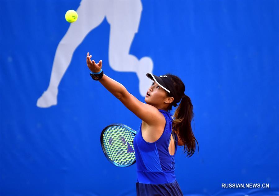 Теннис -- Пригласительный турнир HK Tennis Stars of the Future: Ван Канъи стала чемпионкой в женском одиночном разряде