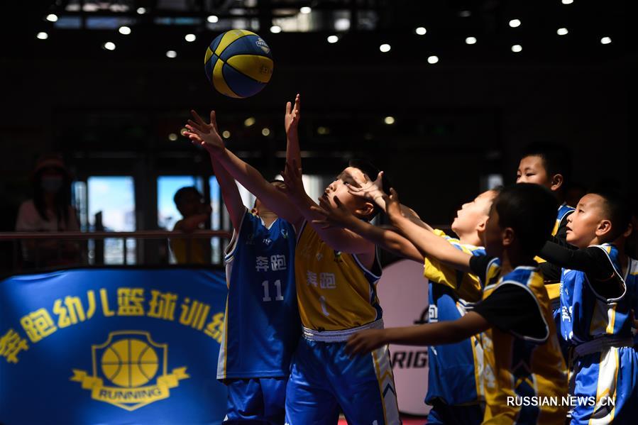 Баскетбол -- В Синине завершился зональный турнир Всекитайского открытого юношеского чемпионата