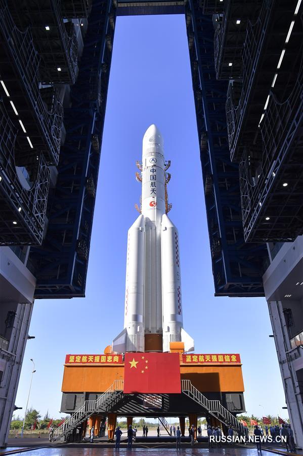 Ракета-носитель для запуска китайской миссии на Марс доставлена на стартовую площадку