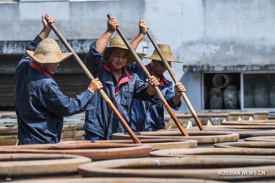 Изготовление соевого соуса по традиционной столетней технологии