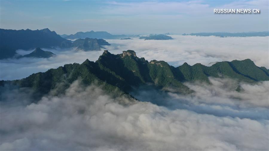 Облачное море над деревней Наньму