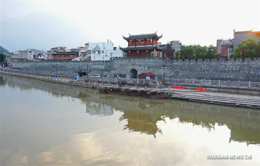 Новый облик древнего городка в провинции Фуцзянь 