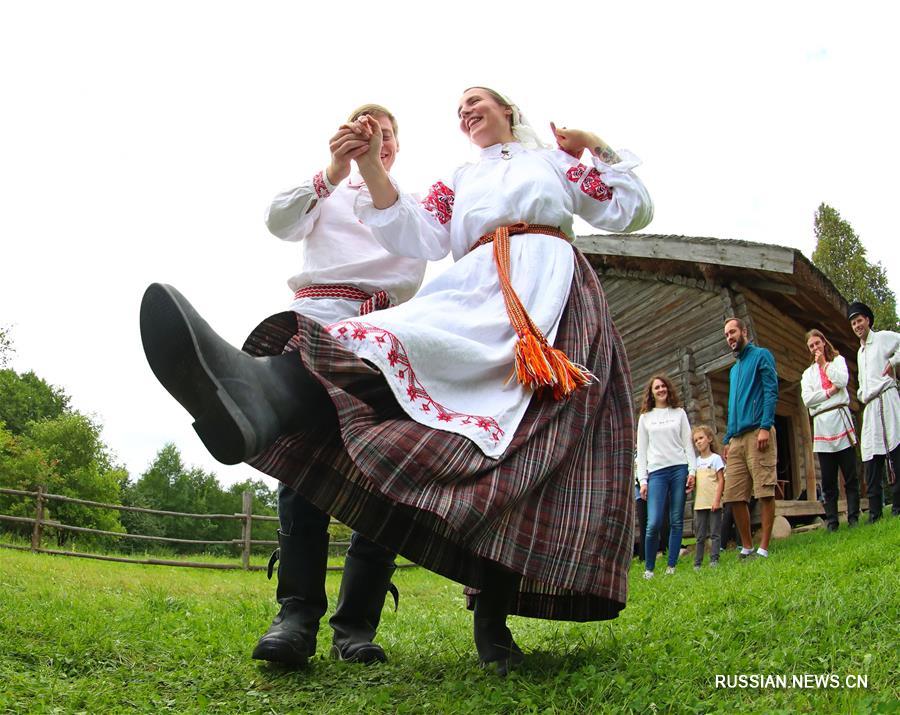 Старинный народный праздник Дожинки под Минском