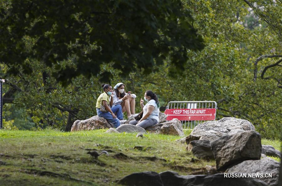 Общее число подтвержденных случаев заражения COVID-19 в США превысило отметку в 5,8 млн