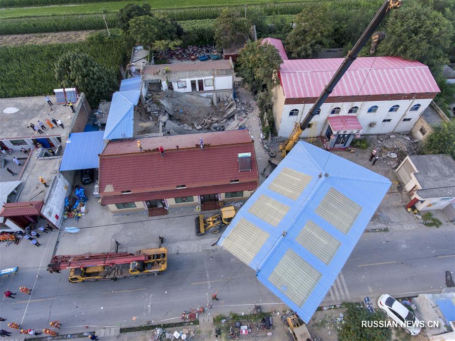 До 29 возросло число жертв обрушения ресторана на севере Китая