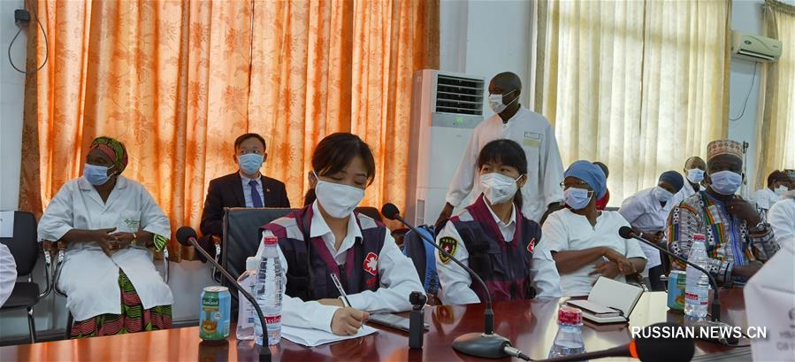 Китайские медики поделились противоэпидемическим опытом с гвинейскими коллегами