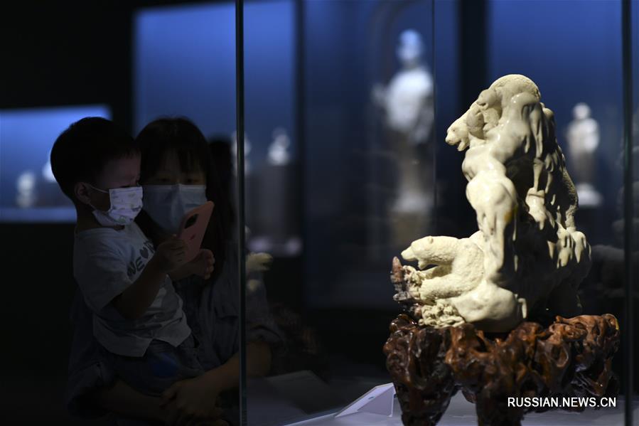 В Пекине открылась выставка традиционных ремесел провинции Фуцзянь