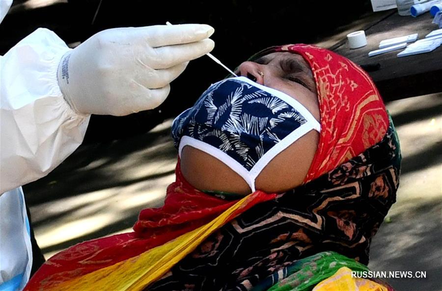 В Индии число случаев заражения COVID-19 превысило 3,62 млн