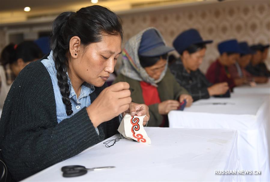 Женщины стали главной силой в борьбе с бедностью в горных районах провинции Сычуань