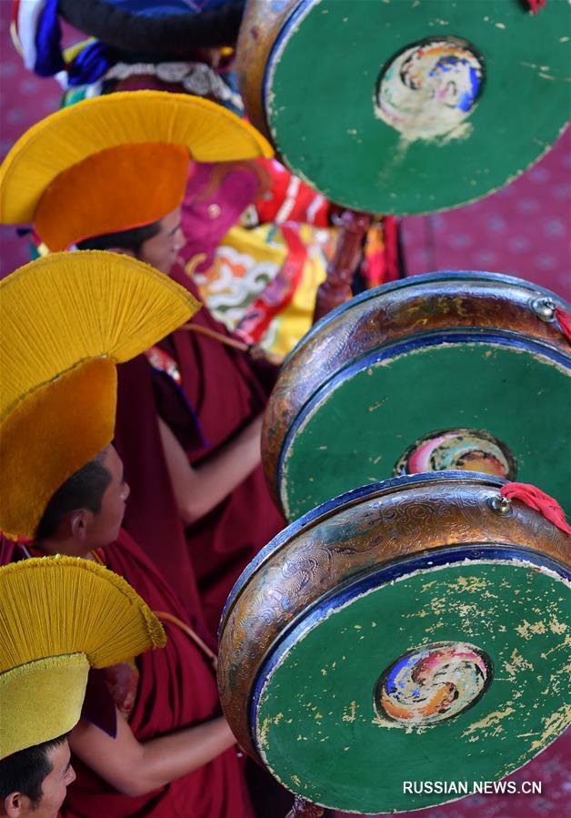 Ежегодные "пляски духов" в тибетском монастыре Ташилунпо