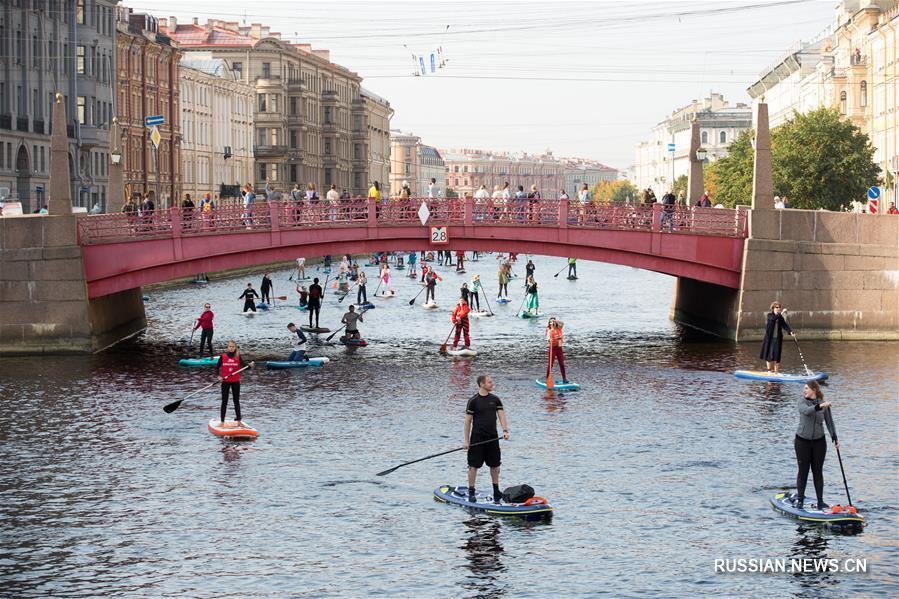 В Санкт-Петербурге закрылся водный сезон у сапсерферов