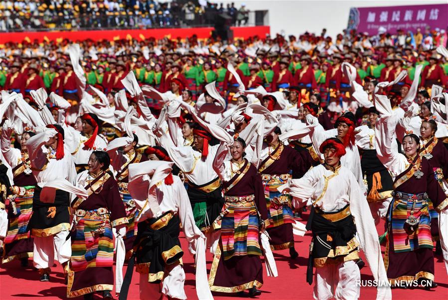 Торжественное собрание в честь 70-летия освобождения Чамдо прошло в Тибетском АР