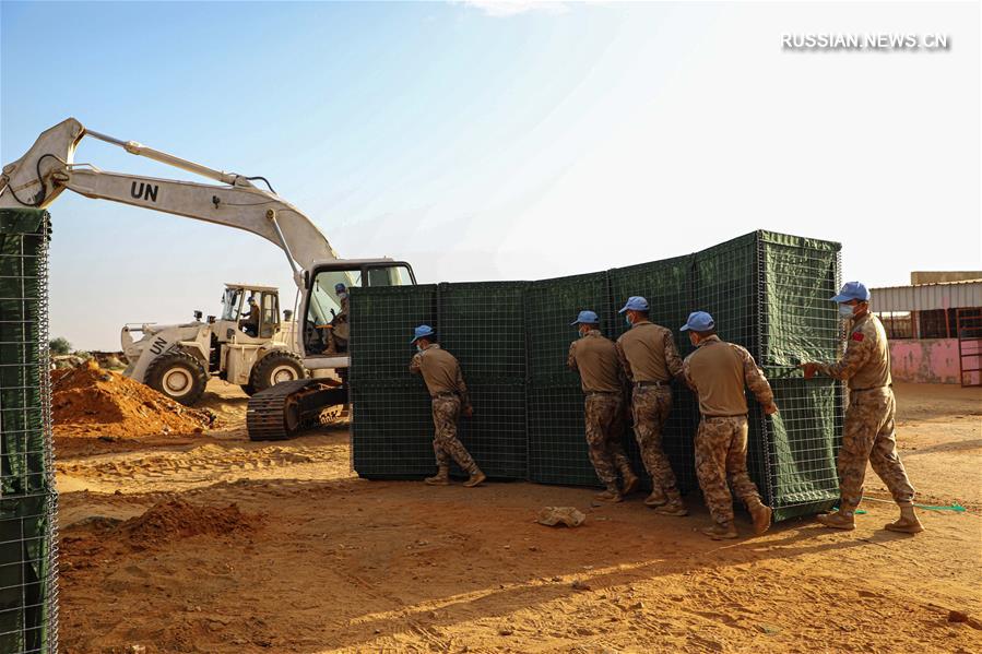 Китайские миротворцы завершили реконструкцию оборонительных сооружений в лагере ЮНАМИД