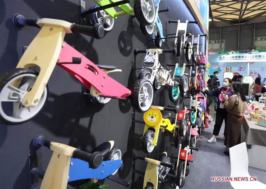 В Шанхае открылась 19-я Китайская международная выставка игрушек и обучающих устройств