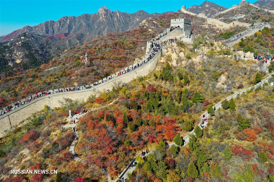 Пейзажи участка Великой Китайской стены Бадалин