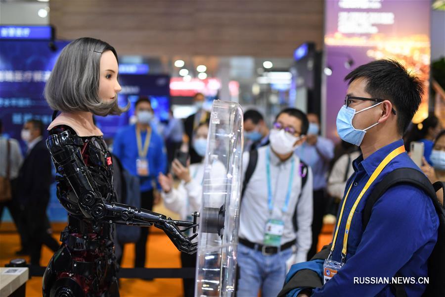 Китайское международное импортное ЭКСПО -- Обзор экспозиции интеллектуальной техники