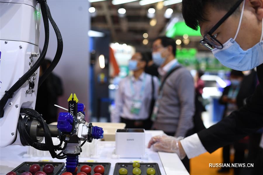 Китайское международное импортное ЭКСПО -- Обзор экспозиции интеллектуальной техники