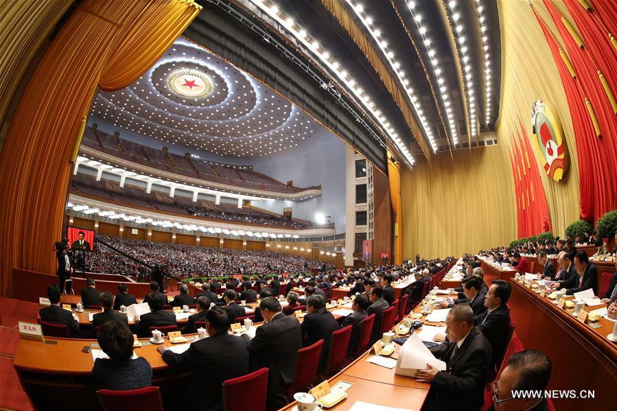 （两会）（7）全国政协十二届四次会议举行第四次全体会议