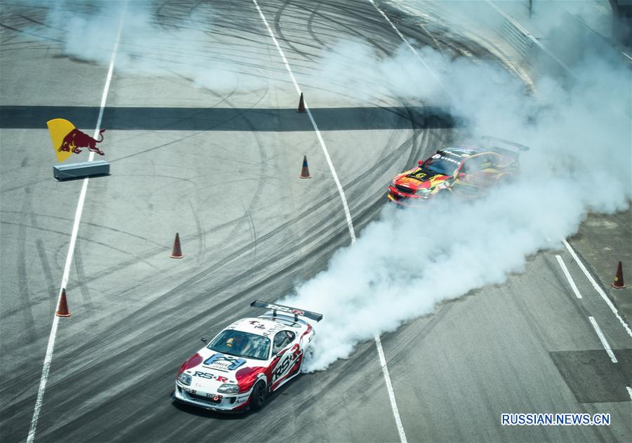 Автоспорт -- Дрифтинг: Чжухайский этап серии Red Bull Drift Battle