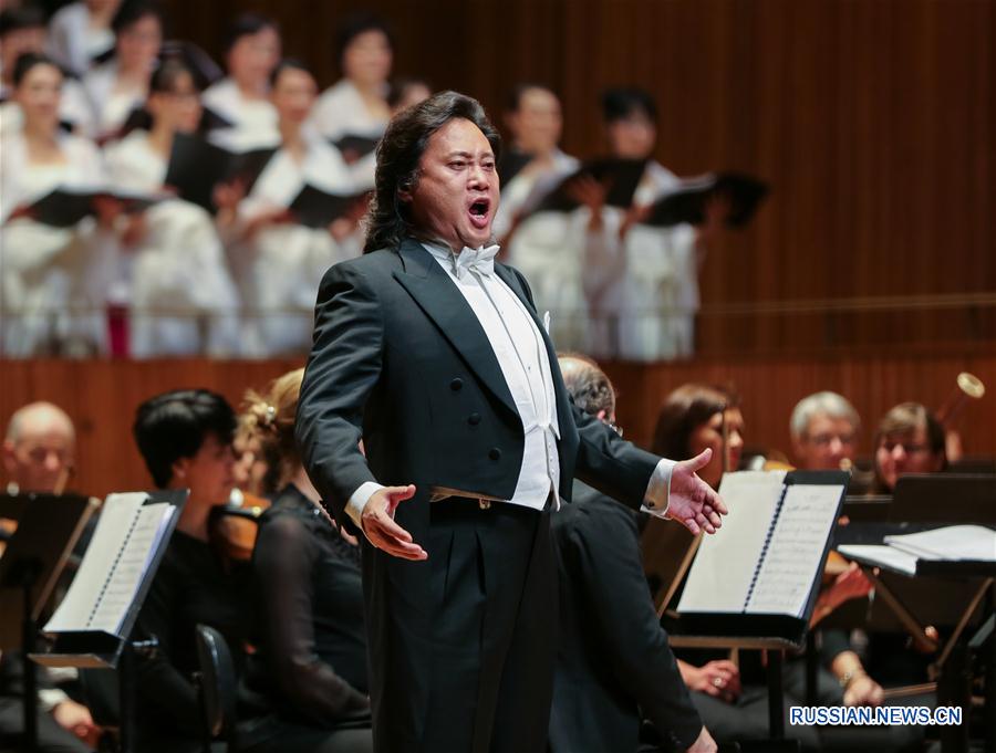Три лучших тенора Китая выступили в Оперном театре в Сиднее 