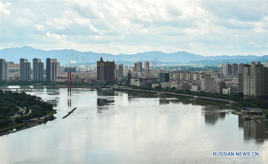 Благодаря восстановительным мероприятиям качество воды и экология на реке Сунхуацзян улучшились