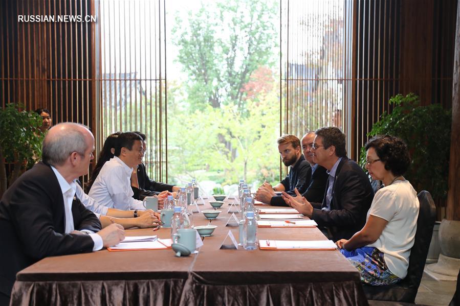 Глава ВТО посетил штаб-квартиру Alibaba Group в Ханчжоу