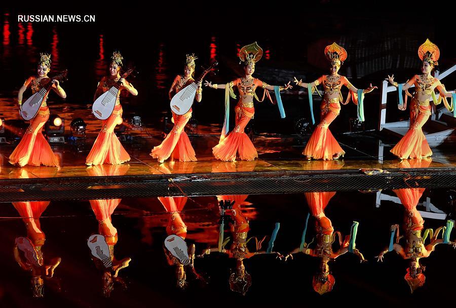 В Кайфэне открылся 34-й Культурный фестиваль хризантем