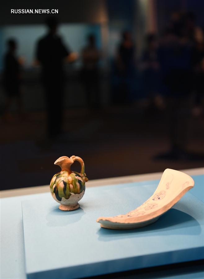 В Сянгане открывается выставка "Через моря и океаны: китайский морской Шелковый путь. Точка. Линия. Плоскость"