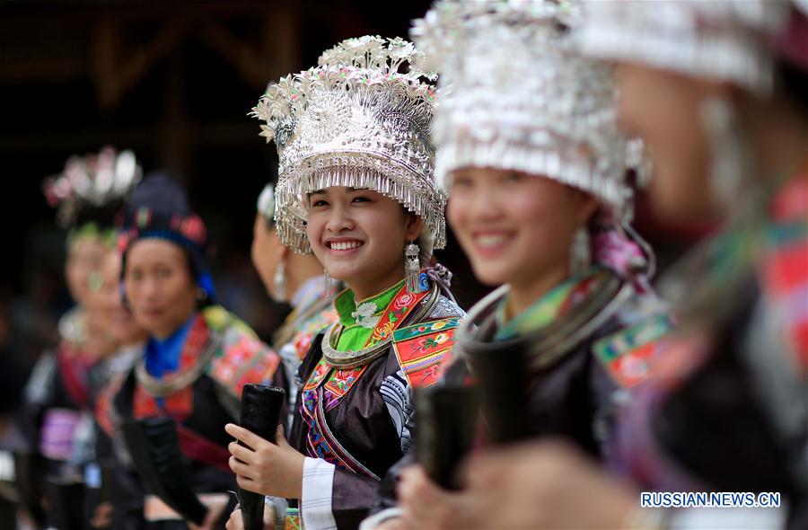 Праздник народности мяо "Чисиньцзе" в провинции Гуйчжоу