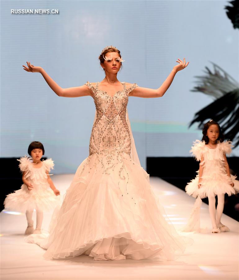 Международная неделя свадебных и вечерних платьев в Чаочжоу: коллекция вечерних платьев бренда Bafanduo 