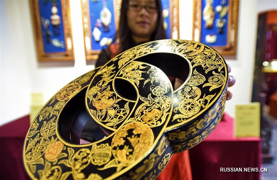 В Пекине открылась Выставка шедевров китайского лакового искусства
