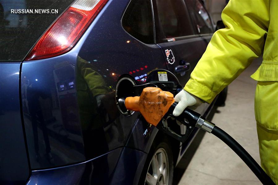Китай произвел крупнейшее в 2016 году снижение цен на бензин и дизельное топливо 