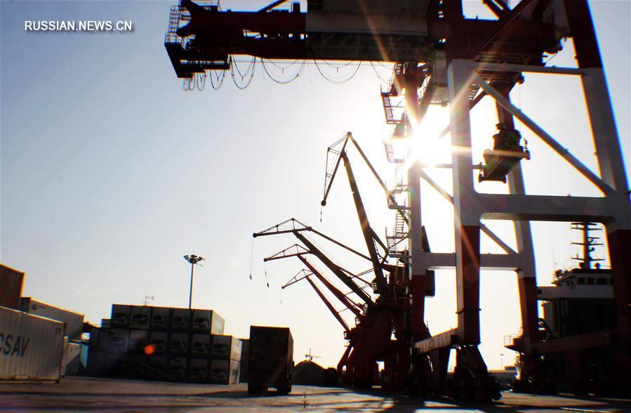 В ноябре внешнеторговый оборот Китая демонстрировал оживление