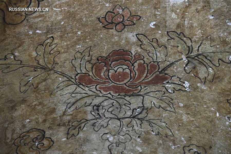 В провинции Хэнань обнаружена усыпальница с настенными росписями члена минского императорского дома