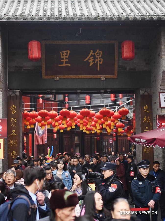 65,5 миллионов туристов в первый день нового лунного года -- Государственное управление по делам туризма КНР 