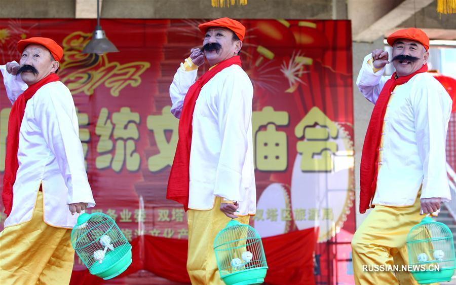 По всему Китаю проходят новогодние храмовые ярмарки