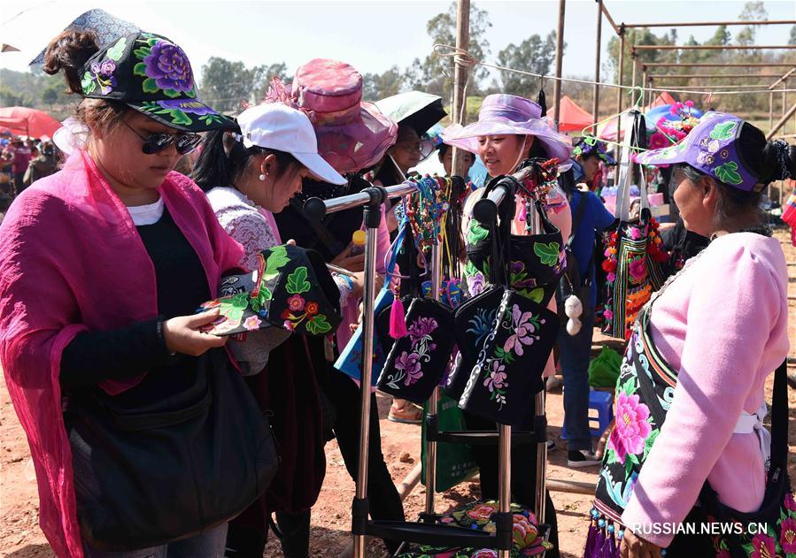 Фестиваль ийской вышивки в волости Ляньчи