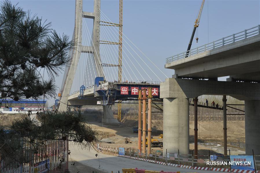 На границе Пекина и пров. Хэбэй строят мост 