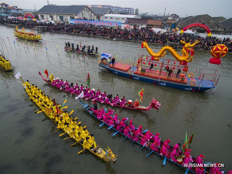 Фестиваль лодок в провинции Цзянсу